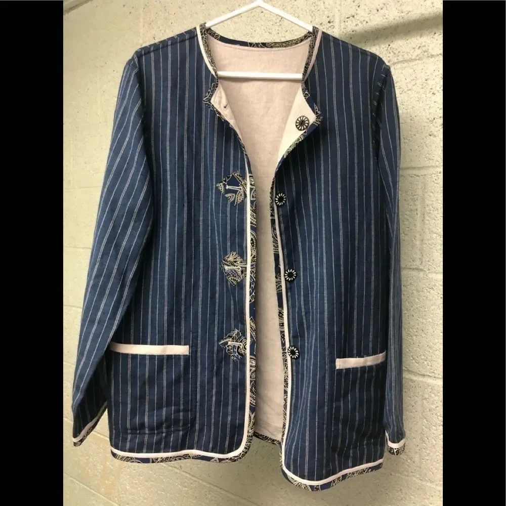 Koos
Of Course Reversible Linen Jacket - Picture 1 of 8